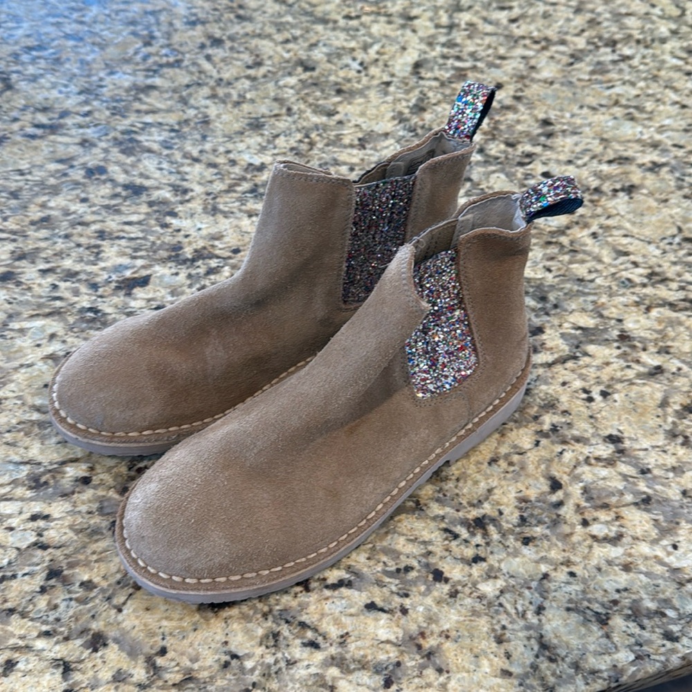ChildrenChic for Crewcuts J. Crew Girls Suede Chelsea Boots Glitter—34